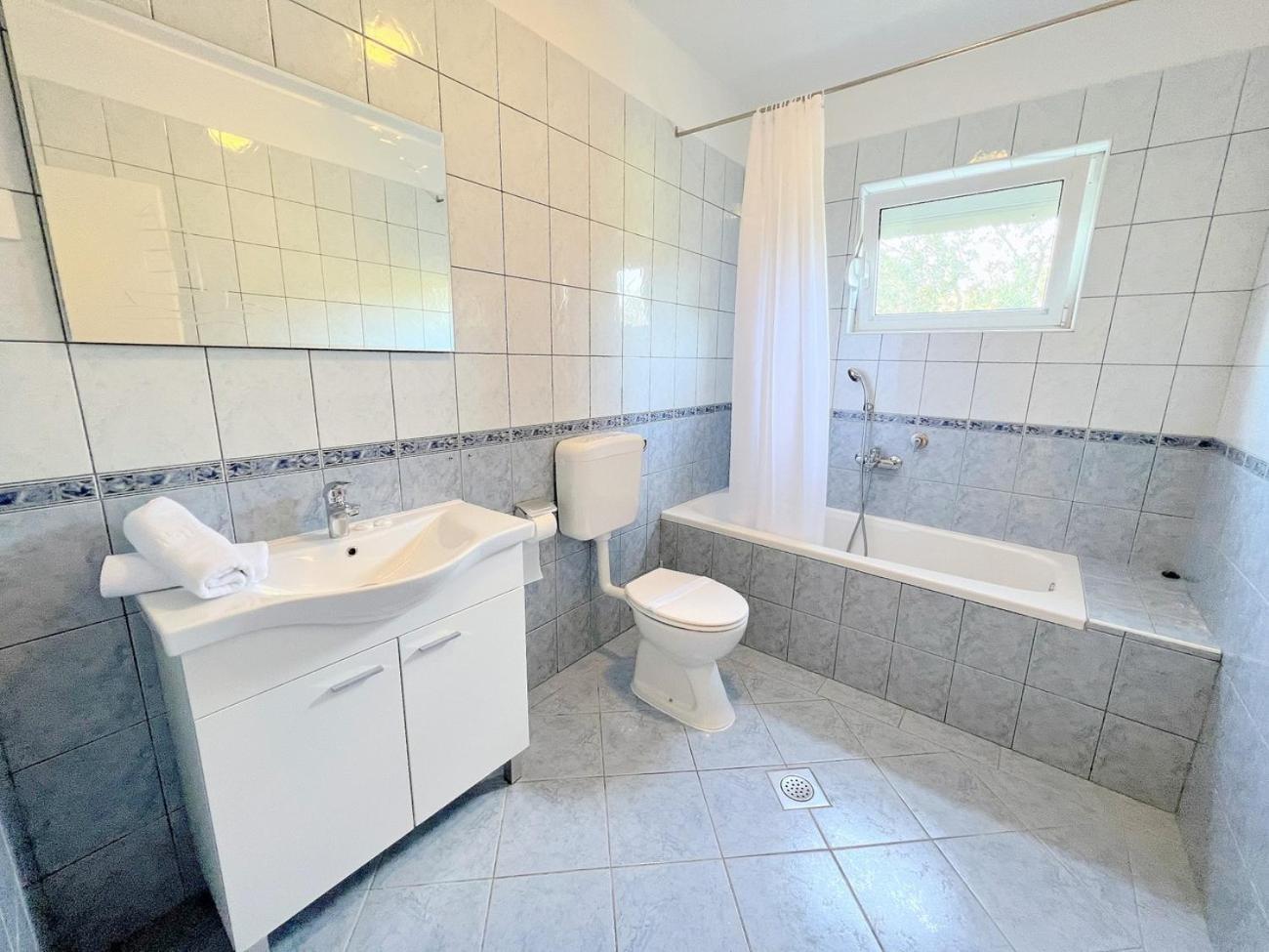 Palit Hills Superior Apartments Cameră foto